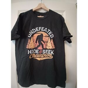 Undefeated Hide and Seek Champion Men's T-shirt size Medium